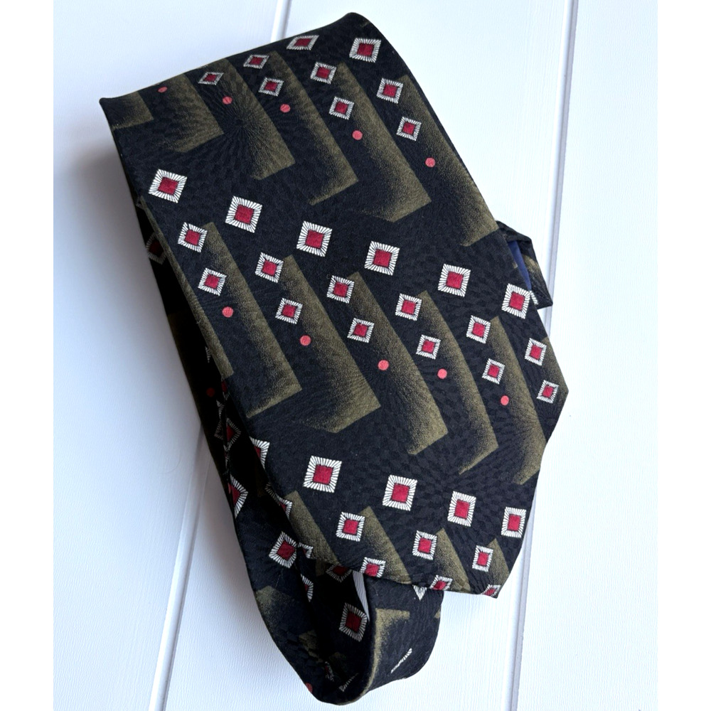Matrix 100% Silk Tie Black Olive Green Red Geometric Diamond 4" Wide 56"‎ L